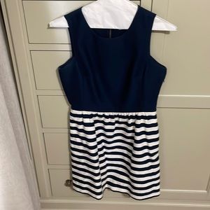 EUC vineyard vines dress 8